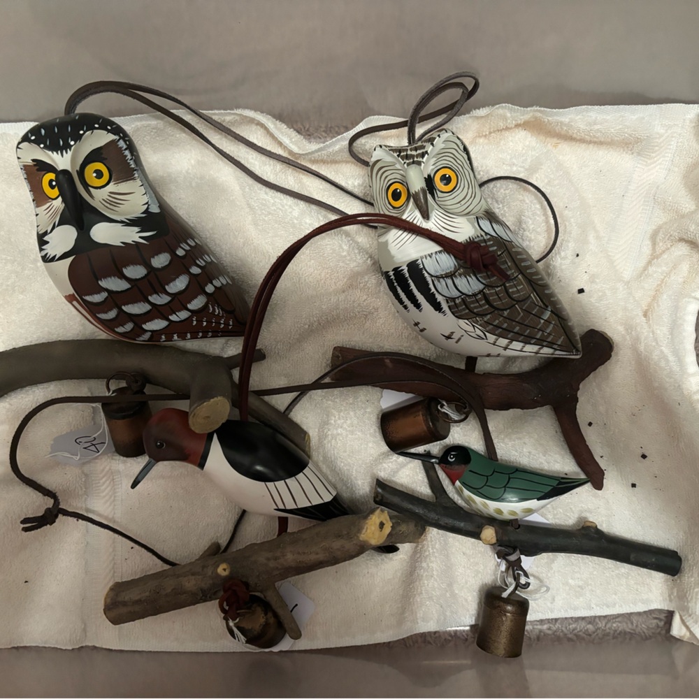 BHCM decorative hanging birds with bells